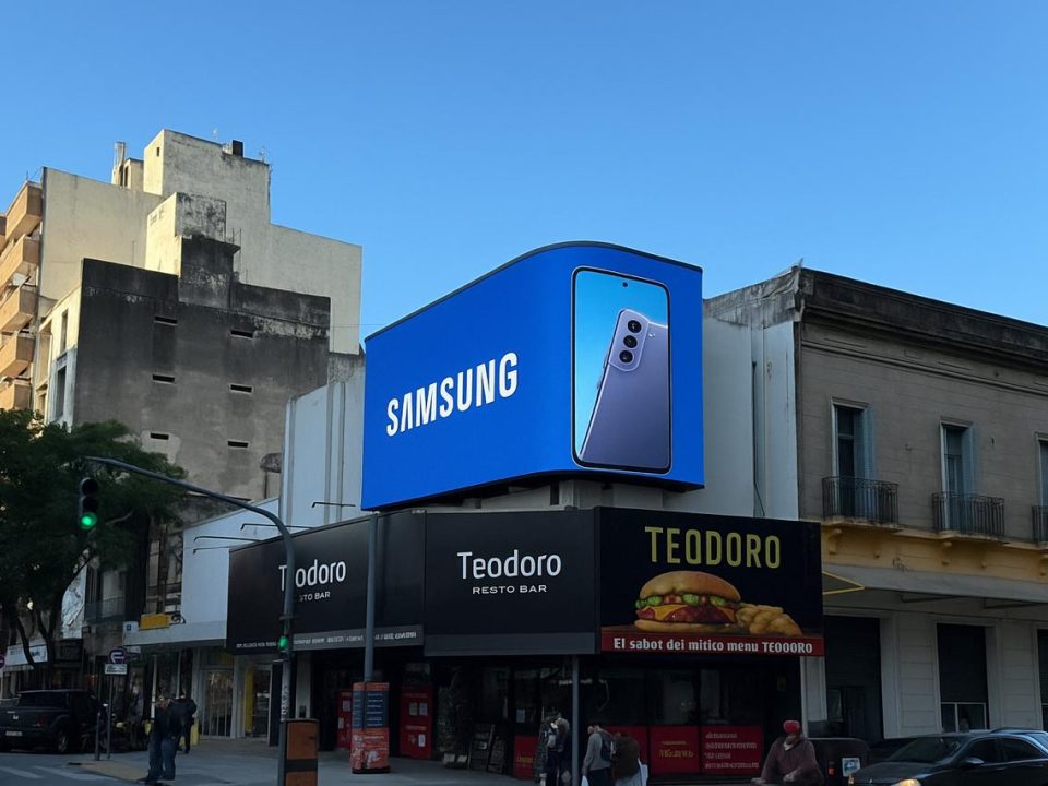 Publicidad en pantallas LED en Córdoba: cómo destacar tu marca en grande