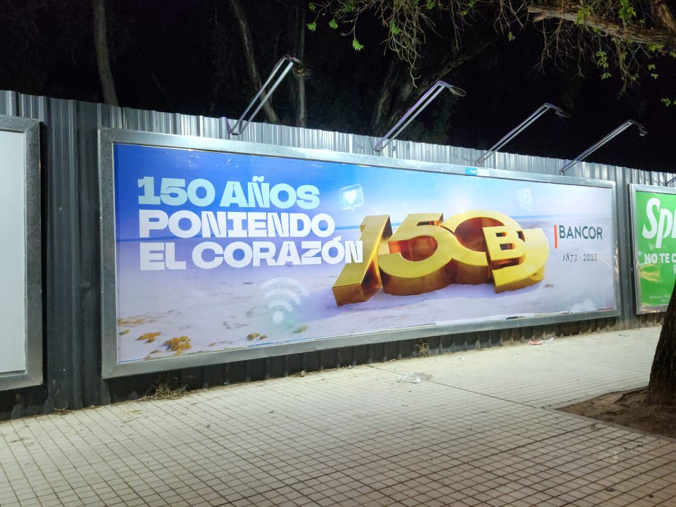 publicidad en vía pública en Córdoba
